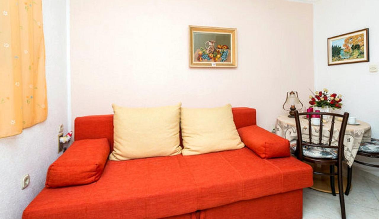 Apartment Nicol