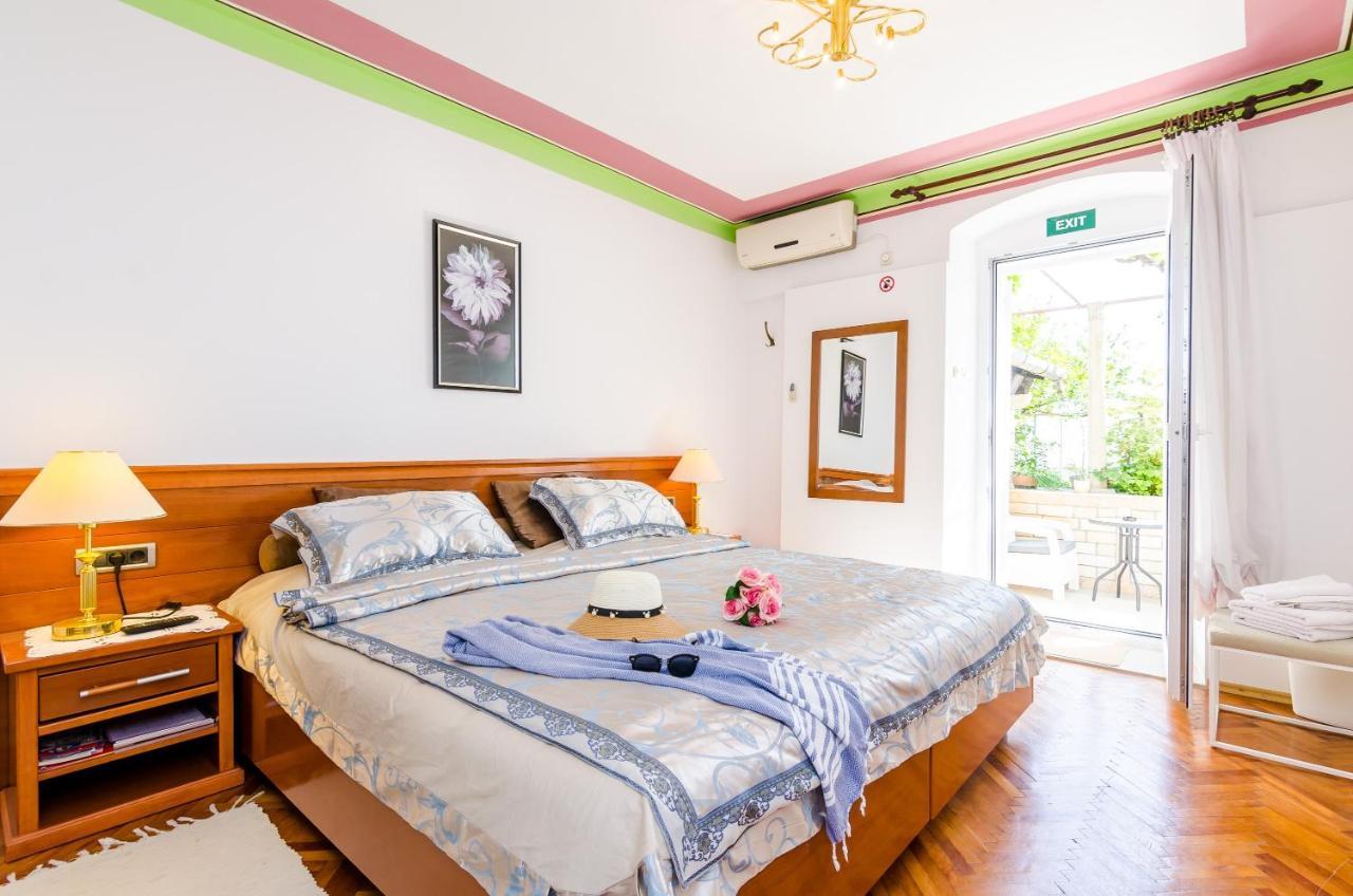 Apartment Nicol